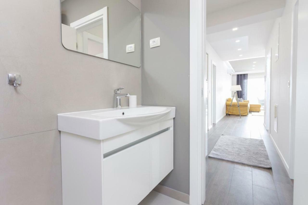Luxury Apartment Stockholm -Sea&City View マカルスカ エクステリア 写真
