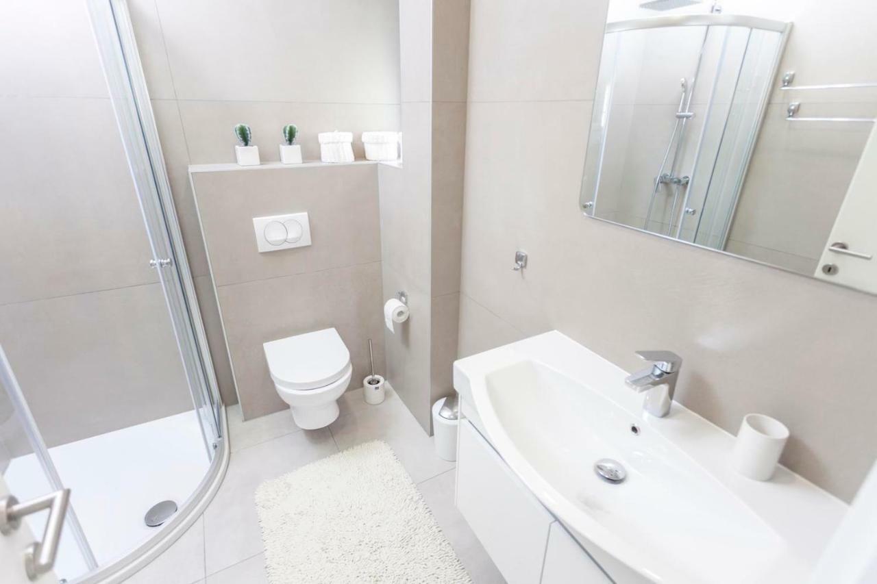 Luxury Apartment Stockholm -Sea&City View マカルスカ エクステリア 写真